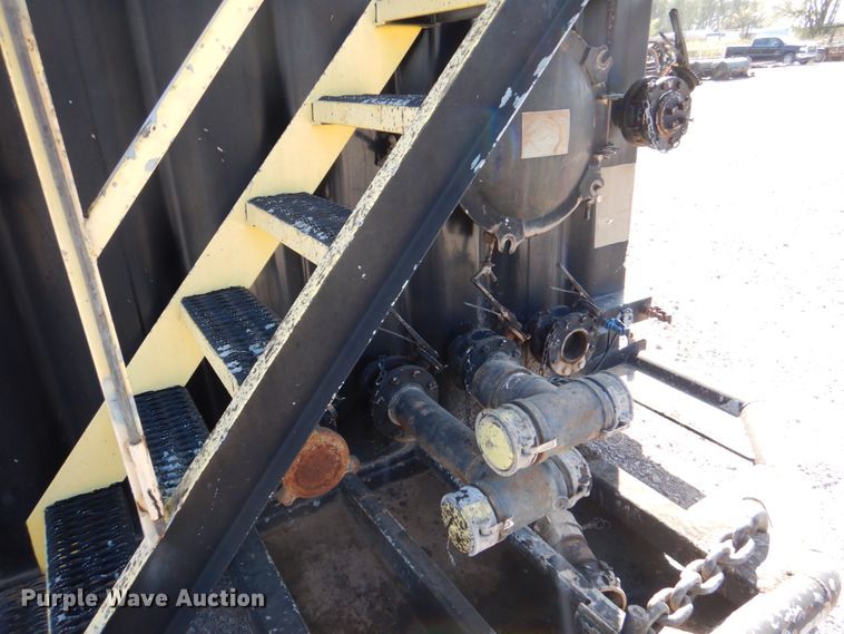 image for item DJ1760 2014 Wichita 500BBL flowback gas buster frac tank trailer
