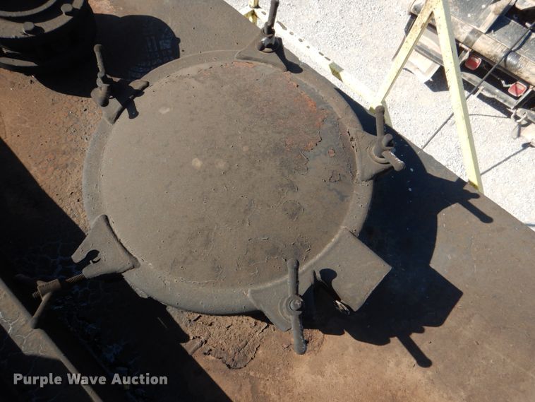 image for item DJ1760 2014 Wichita 500BBL flowback gas buster frac tank trailer