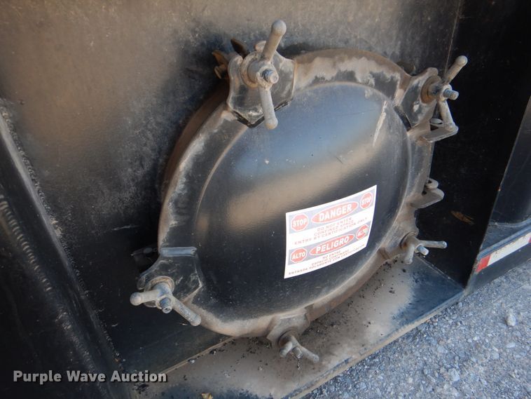 image for item DJ1762 2013 Wichita 500BBL flowback gas buster frac tank trailer