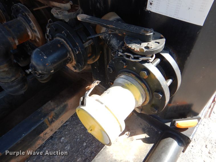 image for item DJ1763 2013 Wichita 500BBL flowback gas buster frac tank trailer