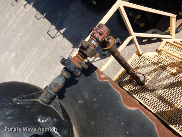 image for item DJ1763 2013 Wichita 500BBL flowback gas buster frac tank trailer