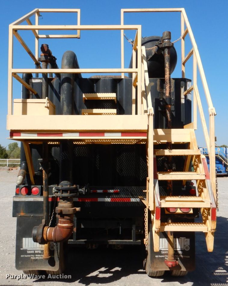 image for item DJ1764 2011 Wichita 500BBL flowback gas buster frac tank trailer