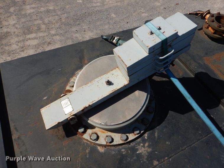 image for item DJ1764 2011 Wichita 500BBL flowback gas buster frac tank trailer