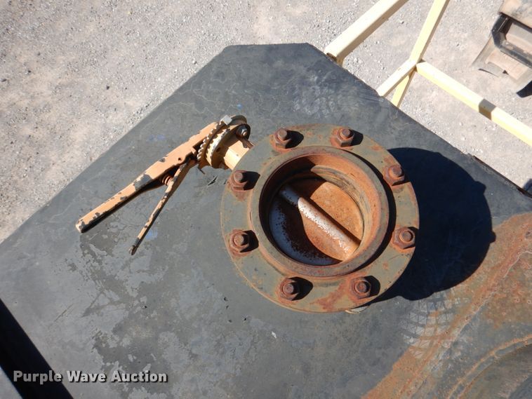 image for item DJ1764 2011 Wichita 500BBL flowback gas buster frac tank trailer