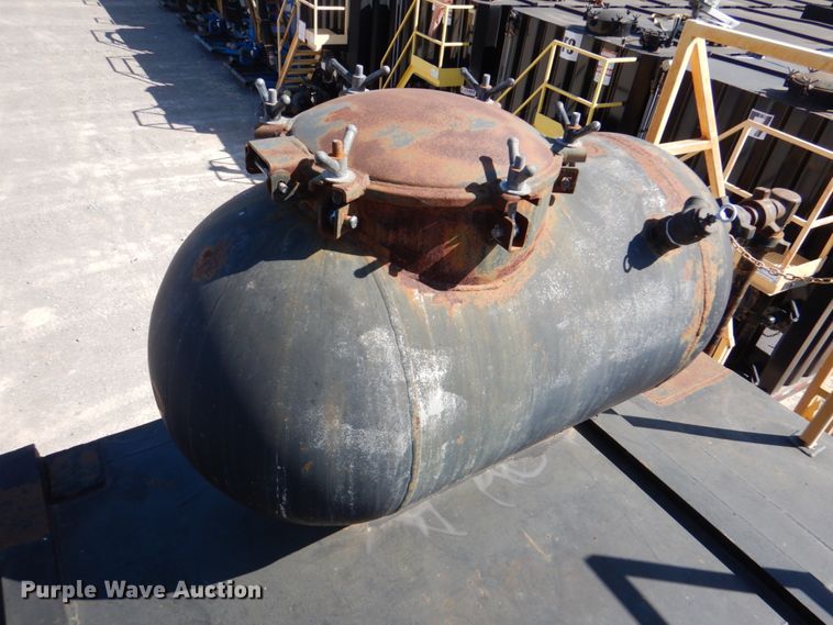 image for item DJ1764 2011 Wichita 500BBL flowback gas buster frac tank trailer