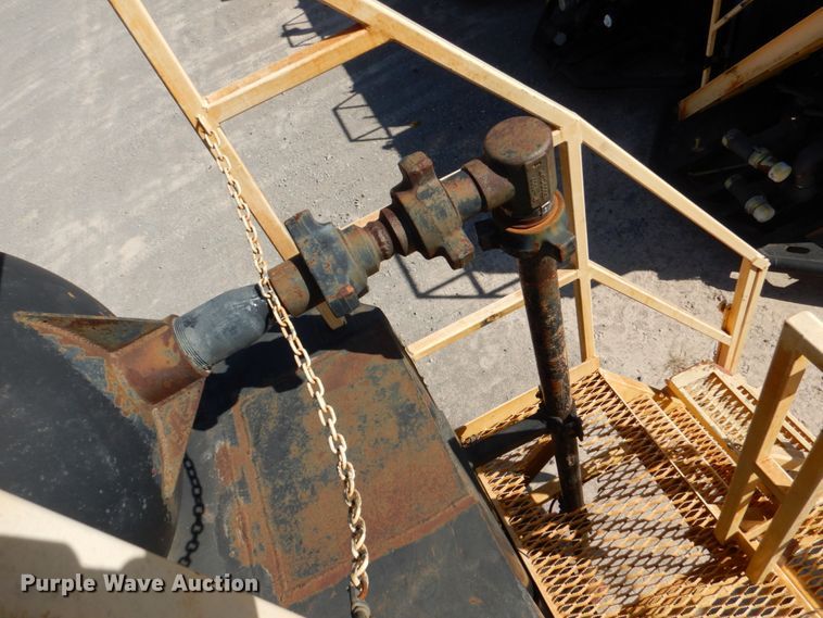 image for item DJ1764 2011 Wichita 500BBL flowback gas buster frac tank trailer