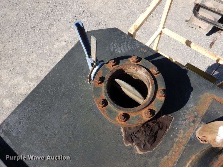 image for item DJ1765 2011 Wichita 500BBL flowback gas buster frac tank trailer