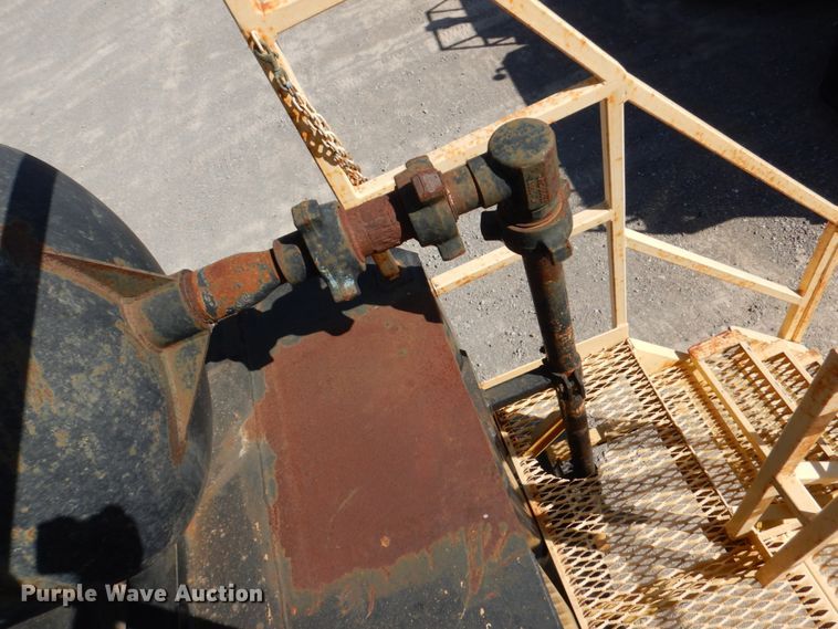 image for item DJ1765 2011 Wichita 500BBL flowback gas buster frac tank trailer