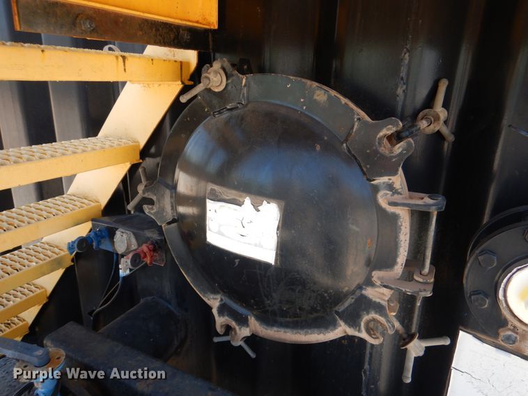 image for item DJ1768 2011 Wichita 500BBL flowback gas buster frac tank trailer