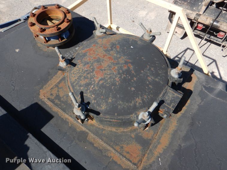 image for item DJ1768 2011 Wichita 500BBL flowback gas buster frac tank trailer