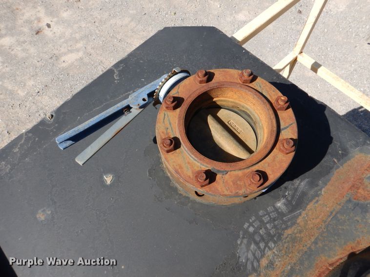 image for item DJ1768 2011 Wichita 500BBL flowback gas buster frac tank trailer