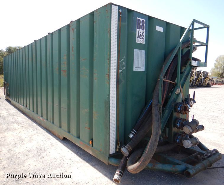 image for item DJ1771 2007 Troxell 500BBL frac tank trailer