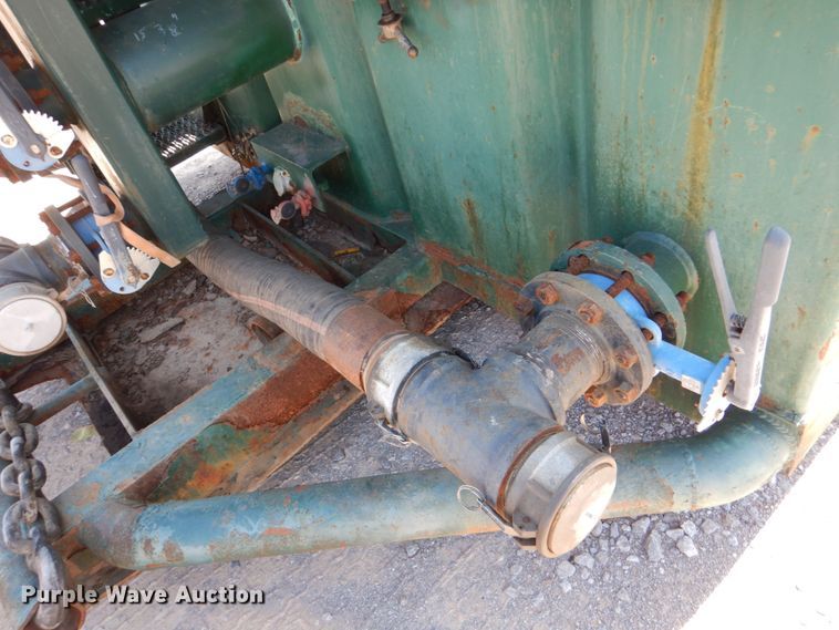 image for item DJ1771 2007 Troxell 500BBL frac tank trailer