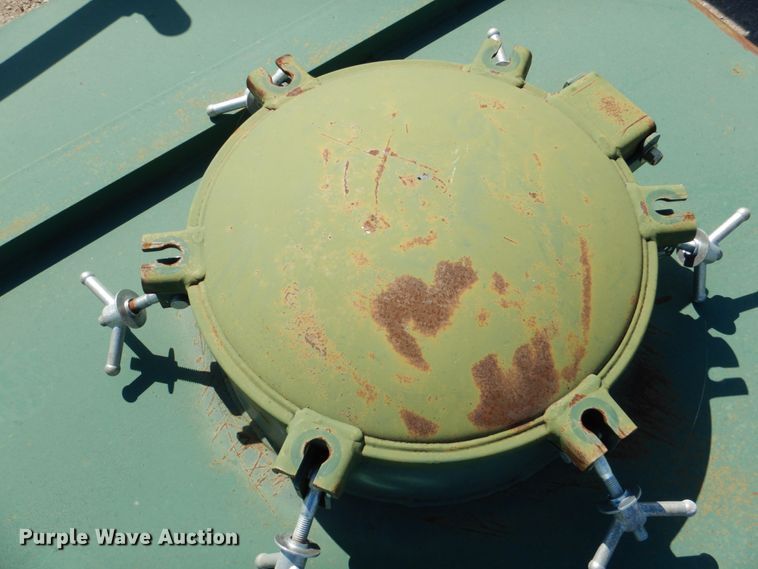 image for item DJ1771 2007 Troxell 500BBL frac tank trailer