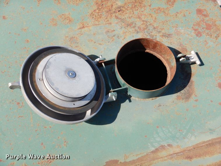 image for item DJ1771 2007 Troxell 500BBL frac tank trailer