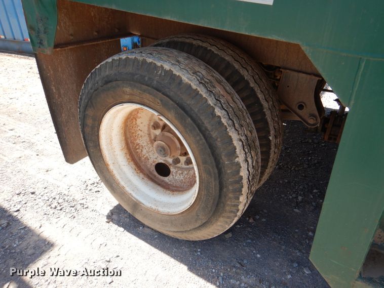 image for item DJ1771 2007 Troxell 500BBL frac tank trailer