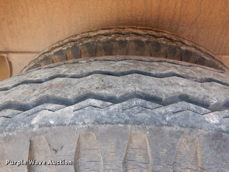 image for item DJ1771 2007 Troxell 500BBL frac tank trailer