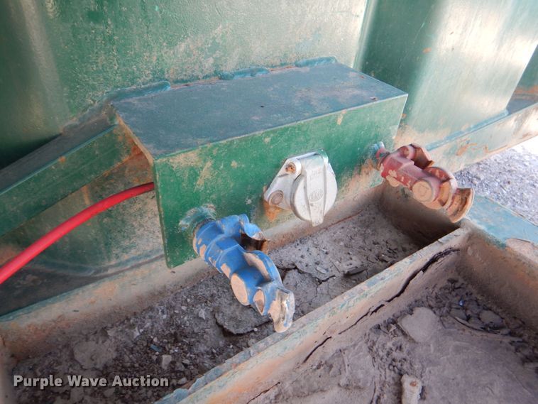 image for item DJ1772 2007 Troxell 500BBL frac tank trailer