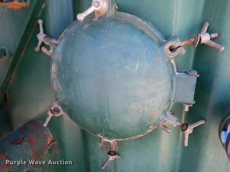 image for item DJ1772 2007 Troxell 500BBL frac tank trailer