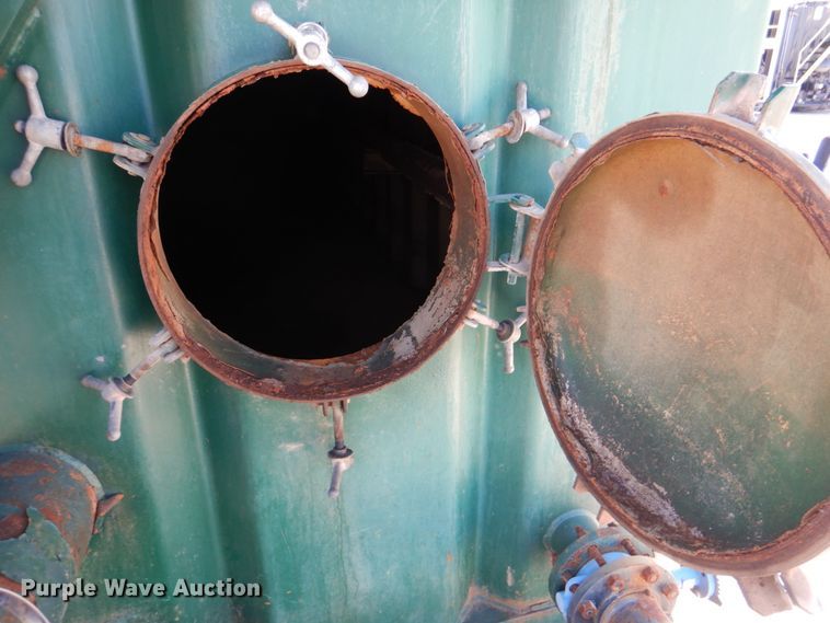 image for item DJ1772 2007 Troxell 500BBL frac tank trailer