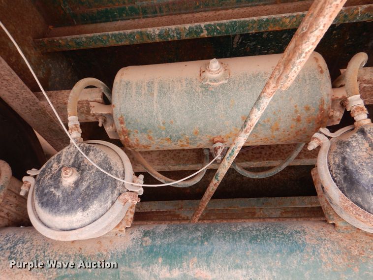 image for item DJ1772 2007 Troxell 500BBL frac tank trailer