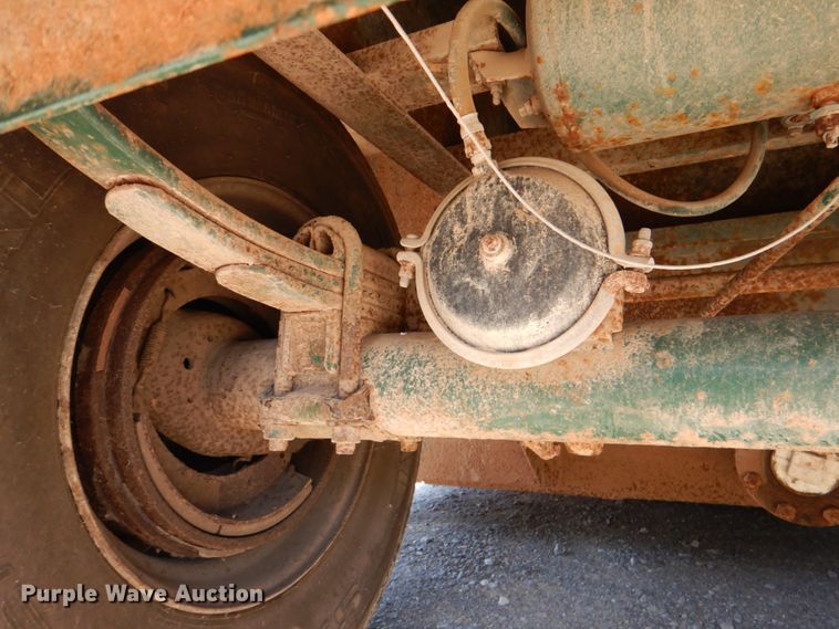 image for item DJ1772 2007 Troxell 500BBL frac tank trailer