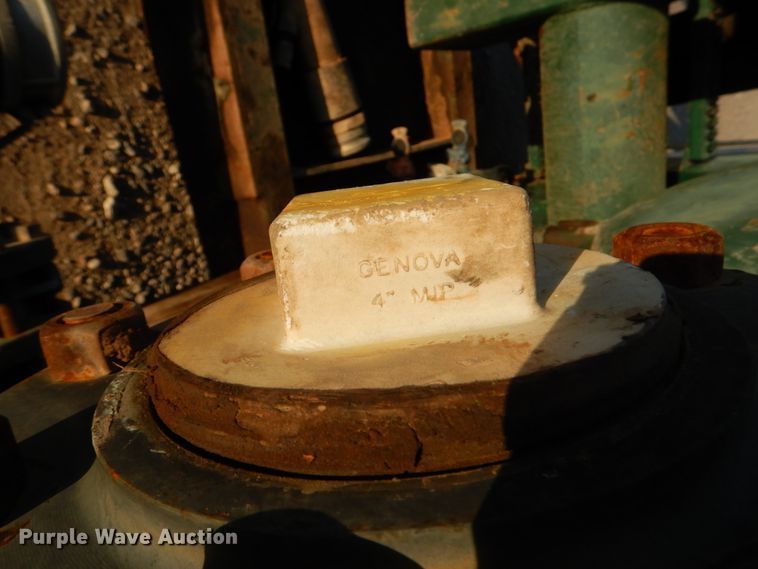 image for item DJ1773 2007 Troxell 500BBL frac tank trailer