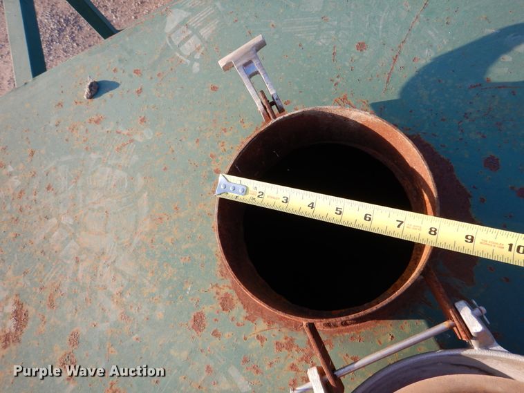 image for item DJ1773 2007 Troxell 500BBL frac tank trailer