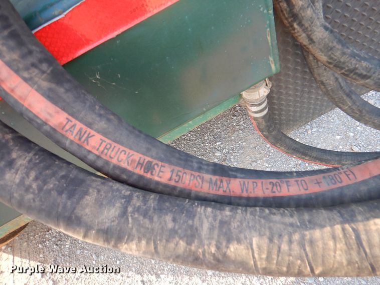 image for item DJ1773 2007 Troxell 500BBL frac tank trailer