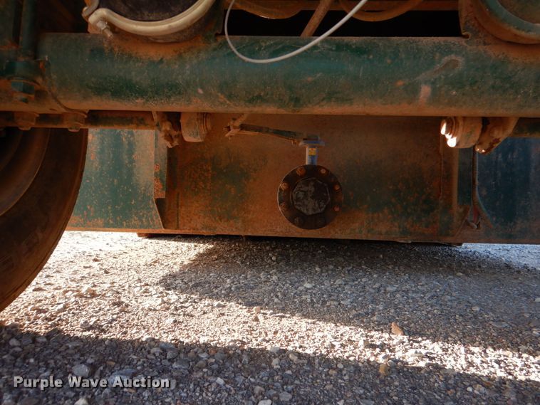 image for item DJ1773 2007 Troxell 500BBL frac tank trailer