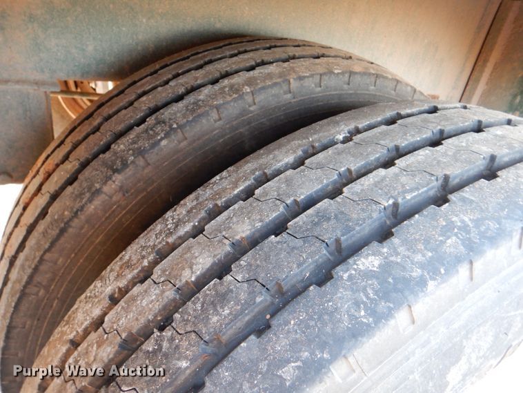 image for item DJ1773 2007 Troxell 500BBL frac tank trailer