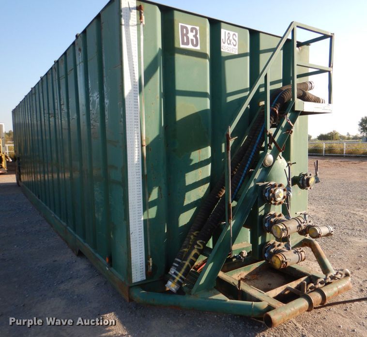 image for item DJ1774 2007 Troxell 500BBL frac tank trailer