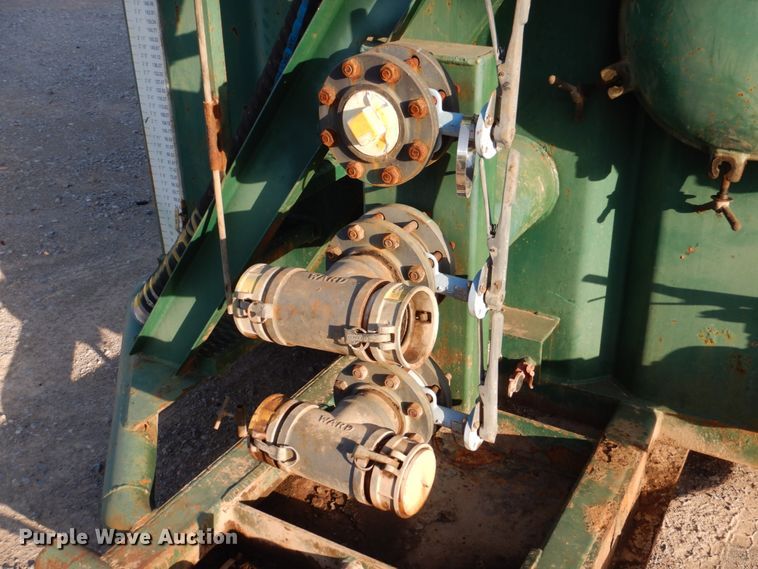 image for item DJ1774 2007 Troxell 500BBL frac tank trailer