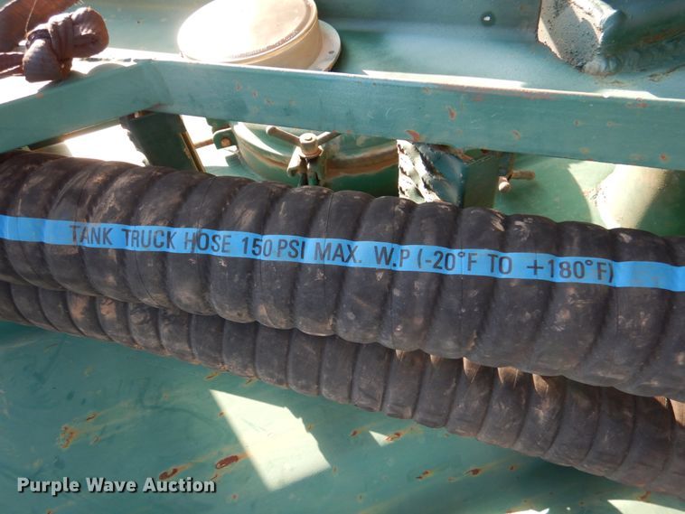 image for item DJ1774 2007 Troxell 500BBL frac tank trailer