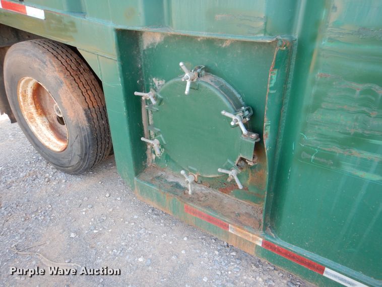 image for item DJ1774 2007 Troxell 500BBL frac tank trailer