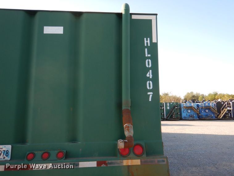 image for item DJ1774 2007 Troxell 500BBL frac tank trailer
