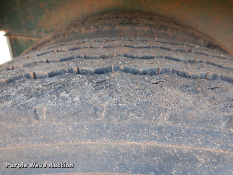 image for item DJ1774 2007 Troxell 500BBL frac tank trailer