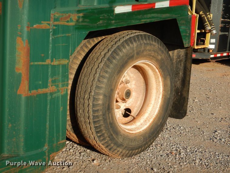 image for item DJ1774 2007 Troxell 500BBL frac tank trailer