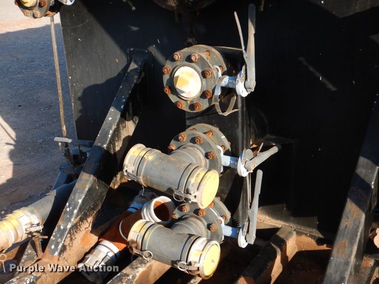 image for item DJ1775 2007 May 500BBL frac tank trailer