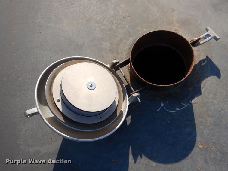 image for item DJ1775 2007 May 500BBL frac tank trailer