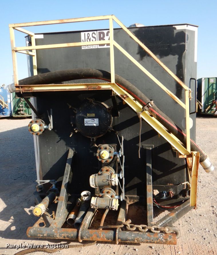 image for item DJ1776 2007 May 500BBL frac tank trailer