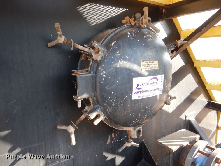 image for item DJ1776 2007 May 500BBL frac tank trailer