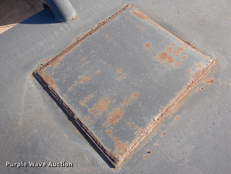 image for item DJ1776 2007 May 500BBL frac tank trailer