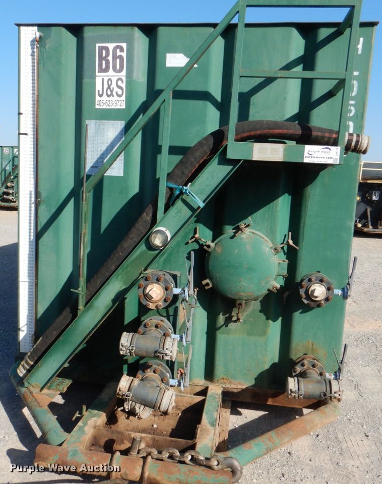 image for item DJ1779 2007 Troxell 500BBL frac tank trailer