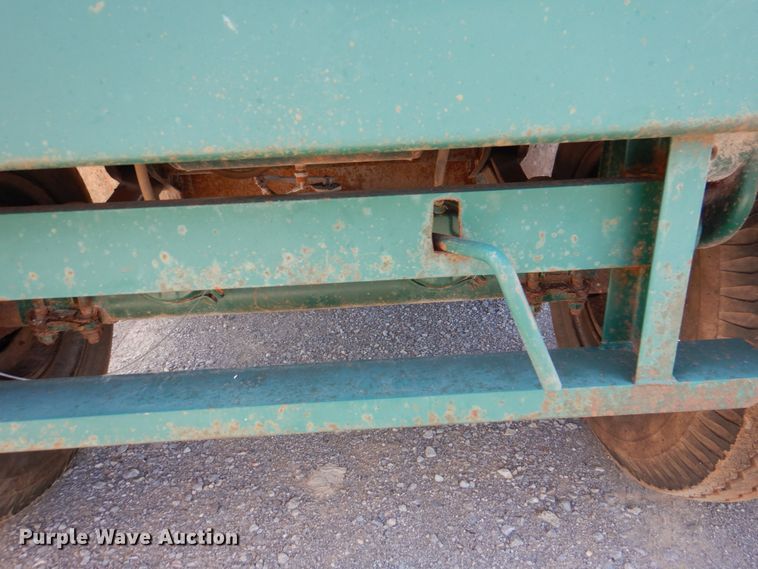 image for item DJ1779 2007 Troxell 500BBL frac tank trailer