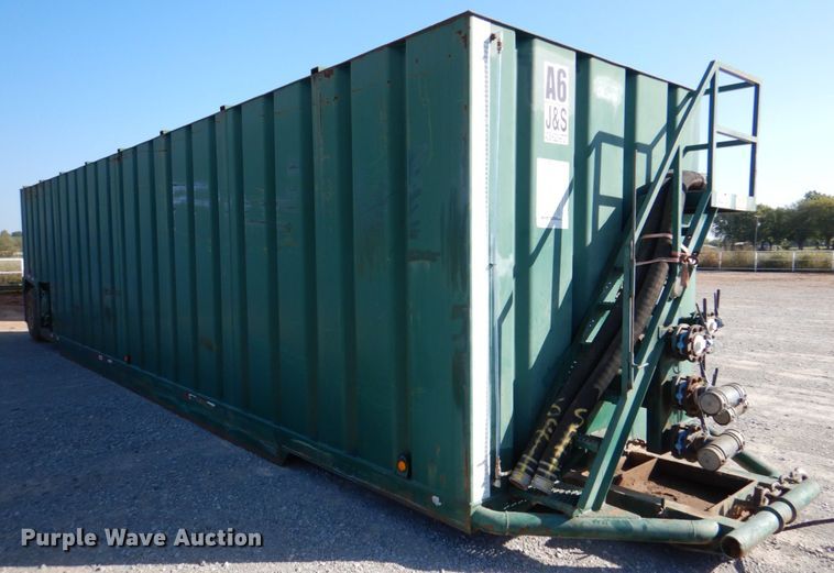 image for item DJ1780 2007 Troxell 500BBL frac tank trailer