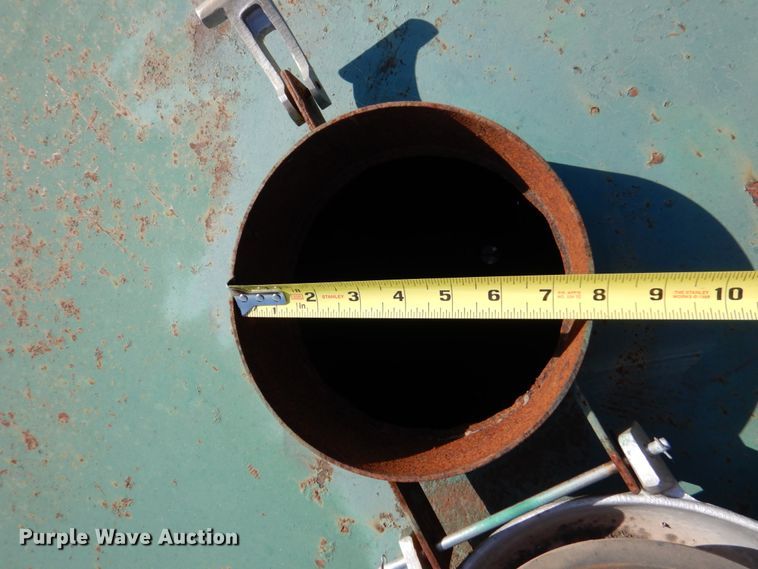 image for item DJ1780 2007 Troxell 500BBL frac tank trailer