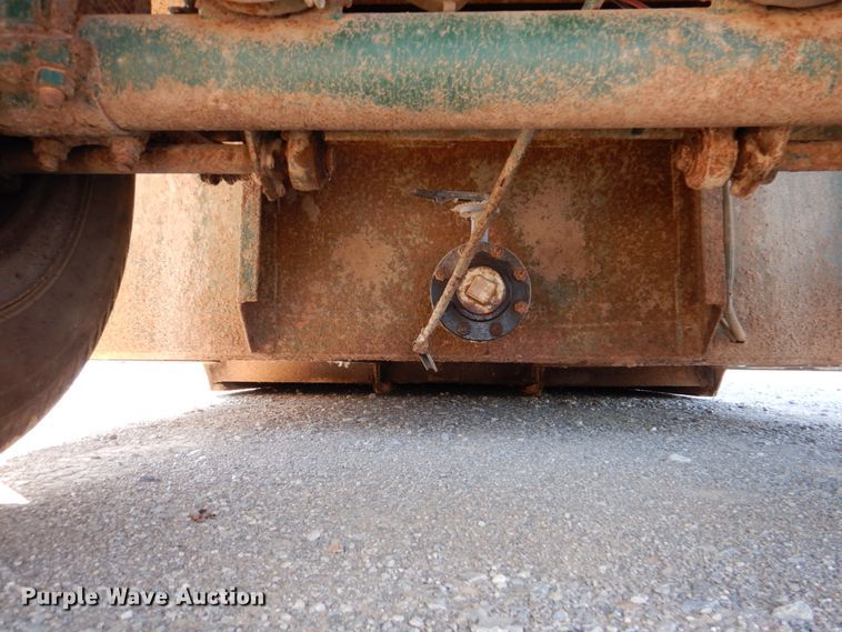 image for item DJ1780 2007 Troxell 500BBL frac tank trailer