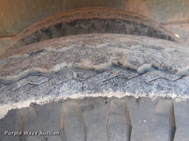 image for item DJ1780 2007 Troxell 500BBL frac tank trailer