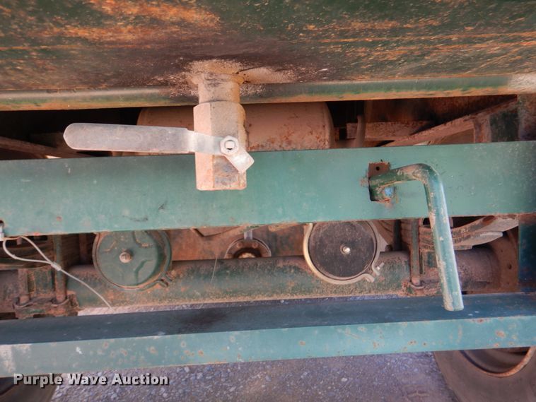 image for item DJ1783 2007 Troxell 500BBL frac tank trailer